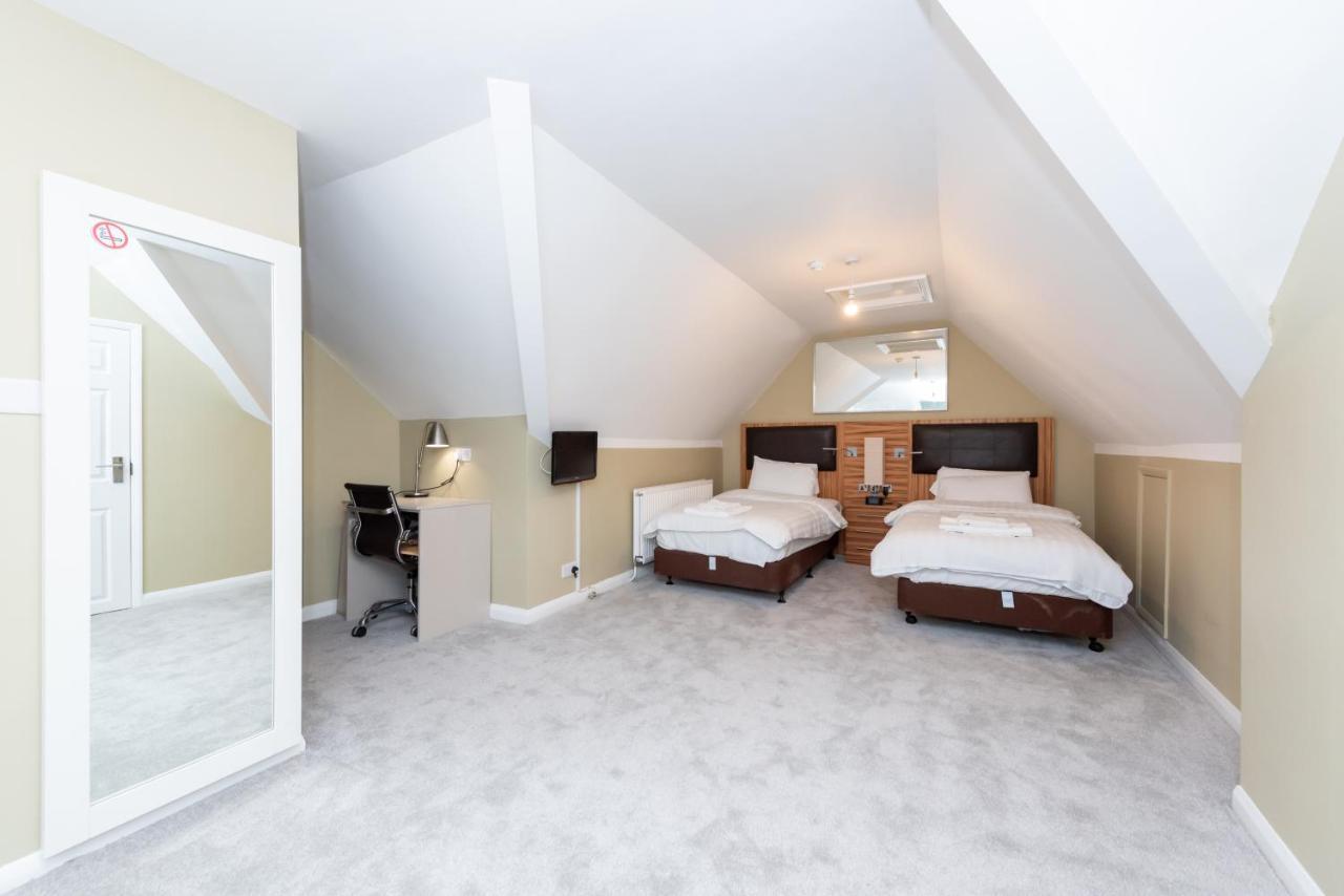 Uno Hotel Heathrow Windsor Slough Exterior foto