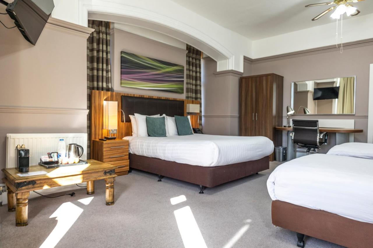 Uno Hotel Heathrow Windsor Slough Exterior foto
