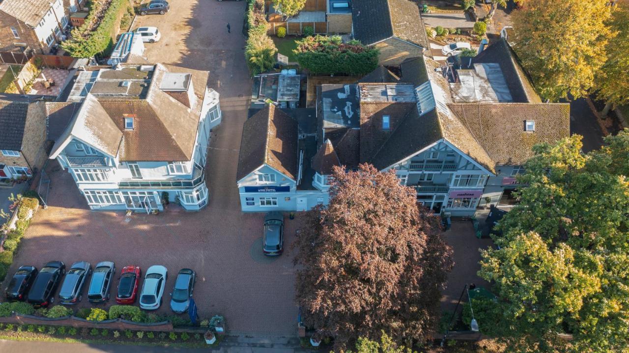 Uno Hotel Heathrow Windsor Slough Exterior foto